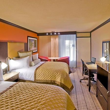 Wyndham Garden Oklahoma City Resort & Conference Hotel Near Airport, Fairgrounds Paycom & I40 Ruang foto