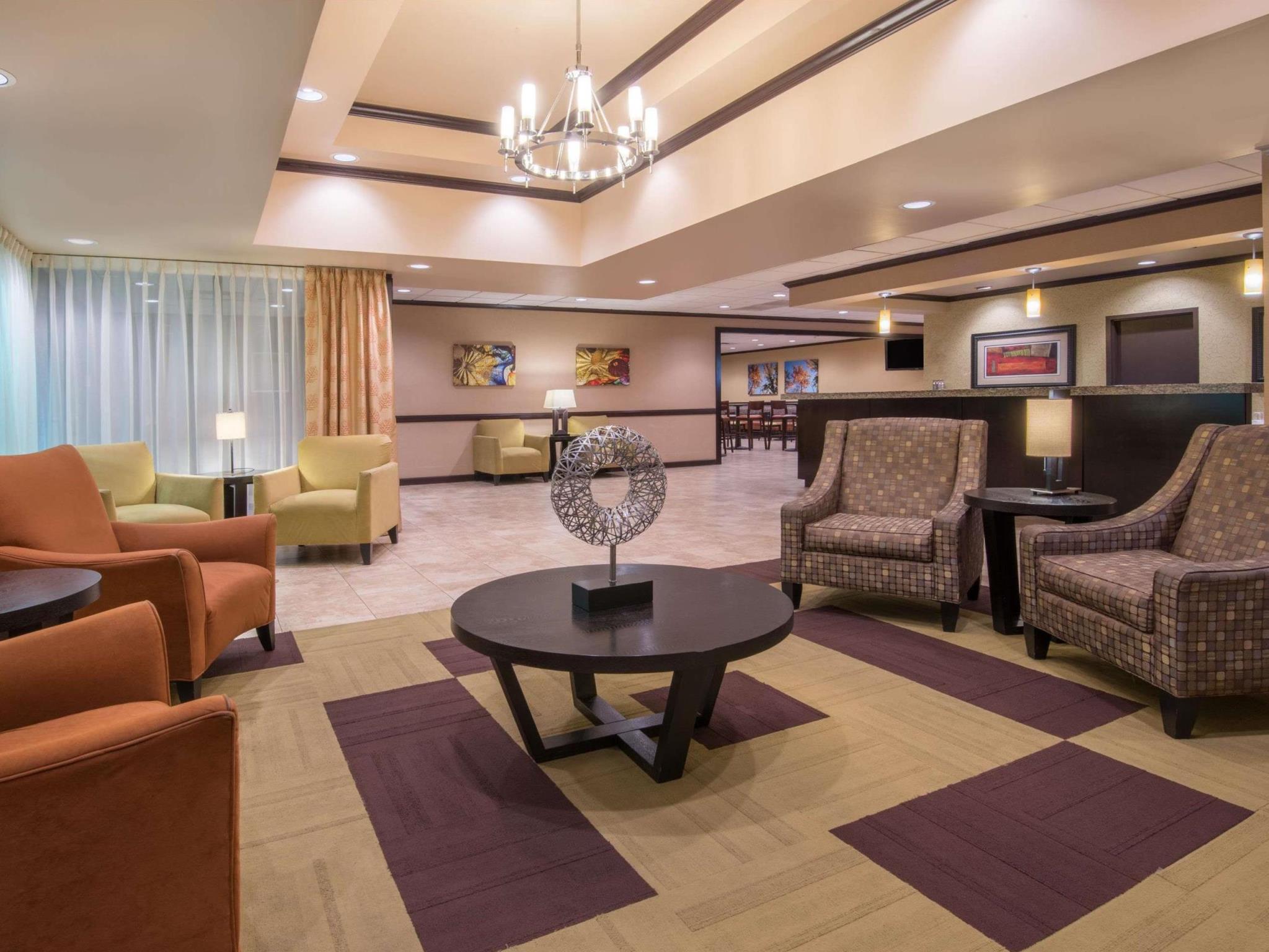 Wyndham Garden Oklahoma City Resort & Conference Hotel Near Airport, Fairgrounds Paycom & I40 Bagian luar foto