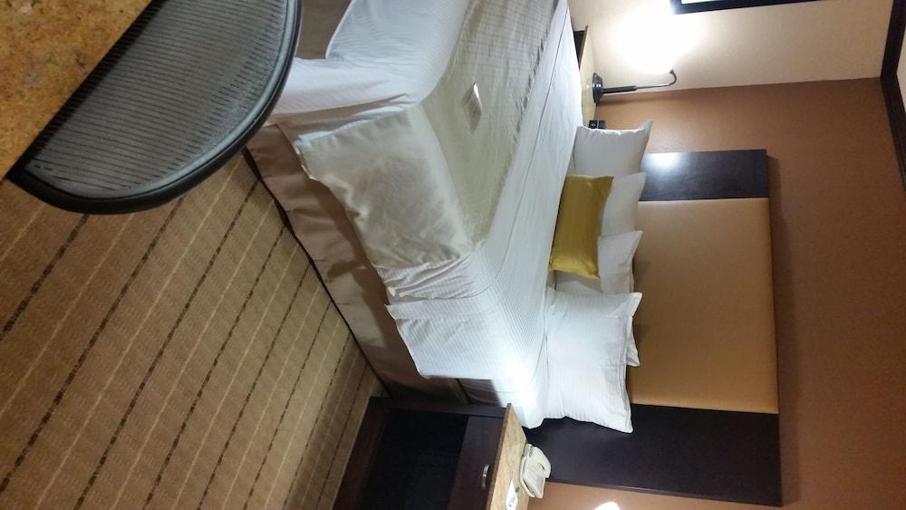 Wyndham Garden Oklahoma City Resort & Conference Hotel Near Airport, Fairgrounds Paycom & I40 Bagian luar foto