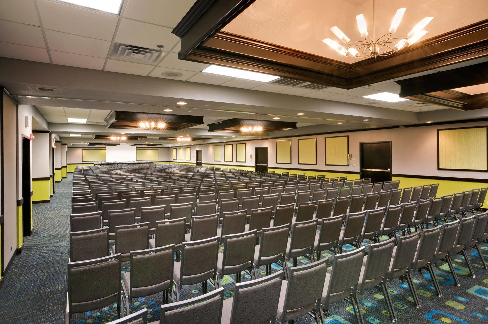 Wyndham Garden Oklahoma City Resort & Conference Hotel Near Airport, Fairgrounds Paycom & I40 Fasilitas foto