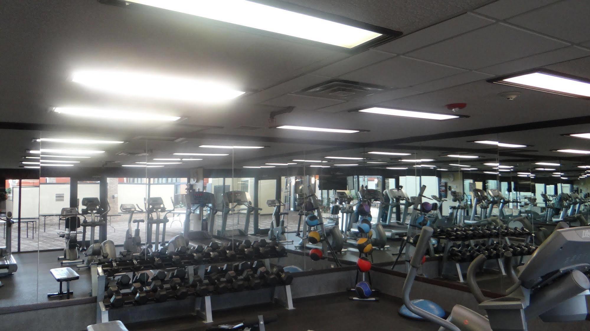 Wyndham Garden Oklahoma City Resort & Conference Hotel Near Airport, Fairgrounds Paycom & I40 Bagian luar foto